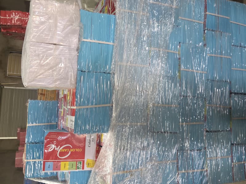 Tổng kho Giấy Hiếu Hưng bỏ sỉ giấy bìa màu One Nghệ An 4 màu đẹp nhất